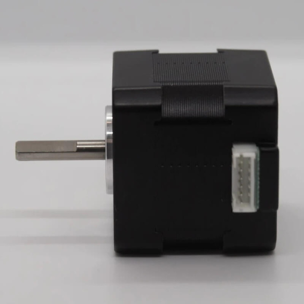 Шаговый двигатель LDO-42STH40-1684MAC, 0.9, Nema 17
