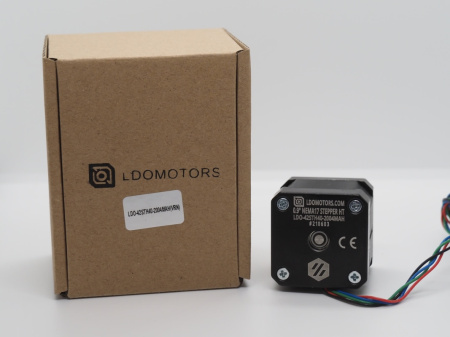 Шаговый двигатель 0.9 LDO-42STH40-2004MAH(VRN), Nema 17 — двигатель для экструдера