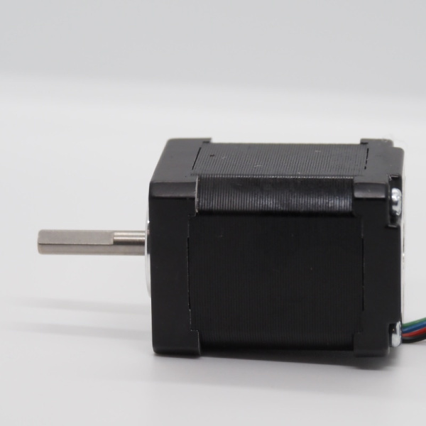 Шаговый двигатель LDO-35STH48-1684AH(VRN), Nema 14